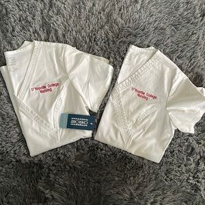 🎈D’Youville College Nursing Scrub tops